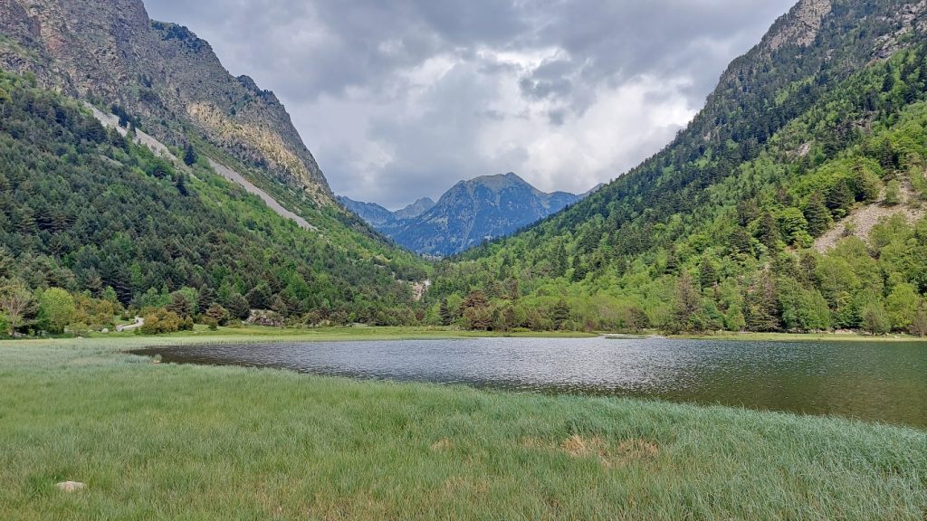Parque Nacional dAigüestortes y Estany de Sant Maurici Vall de Boí Lleida Cataluña 2