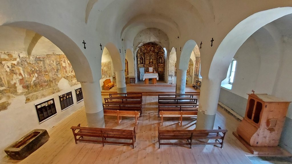 Unha iglesia santa eulalia Val d Aran Lleida Cataluna 1 1