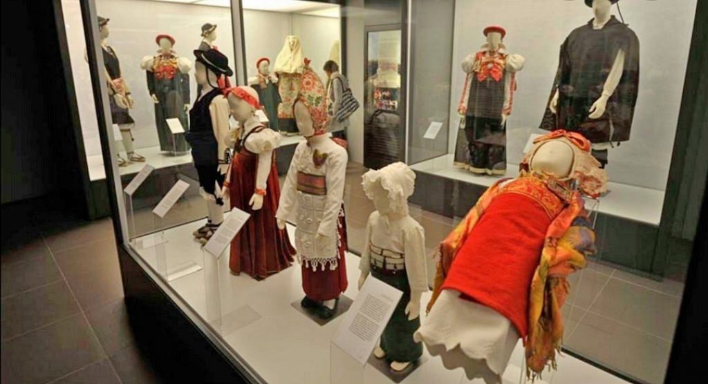Museo del Traje Anso Huesca Aragon