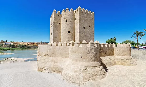 Torre de la Calahorra Córdoba