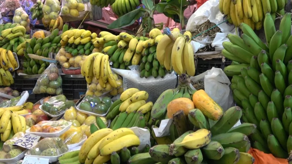 plátano canario en el Mercado de Vegueta Las Palmas de Gran Canaria